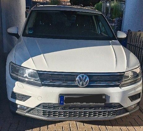 Weiß Gebraucht 2017 VW Tiguan Highline SUV | 16.500 € (Superpreis) - Bild 1/4