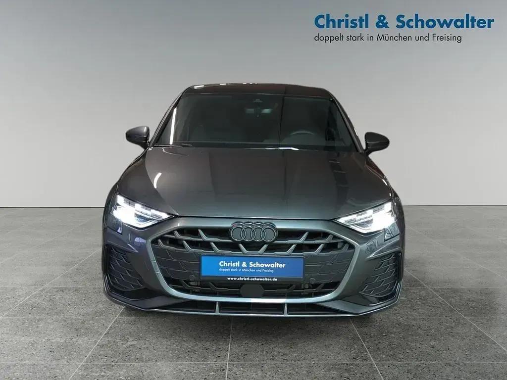 Gebraucht Audi A3 S-Line 204 PS (150 kW) 2025 Grau Limousine