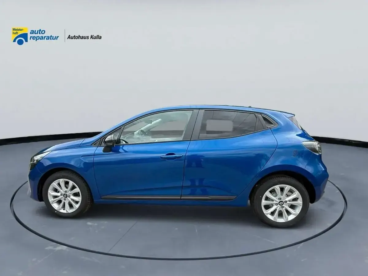 Neu Renault Clio 91 PS (66 kW) 2025 Ironblau metallic Kleinwagen