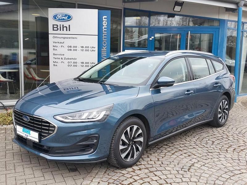 Gebraucht Ford Focus Titanium 116 PS (85 kW) 2025 Blau Limousine