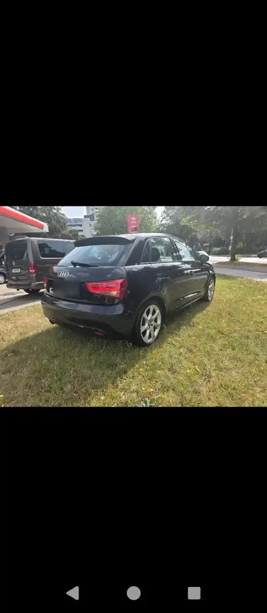 Gebraucht Audi A1 90 PS (66 kW) 2012 Schwarz Kleinwagen