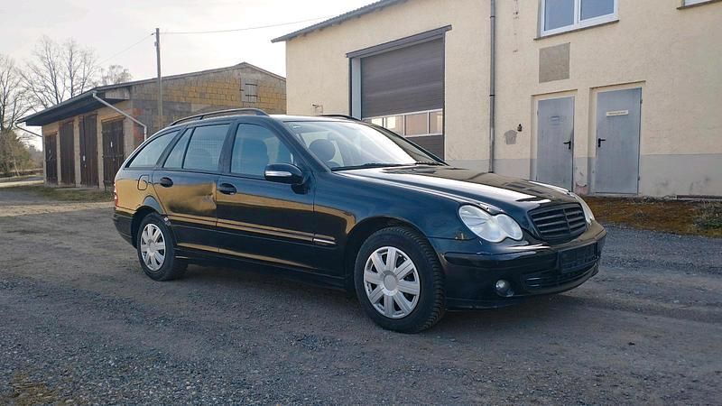 Gebraucht Mercedes C180 Elegance 143 PS (105 kW) 2006 Schwarz Kombi