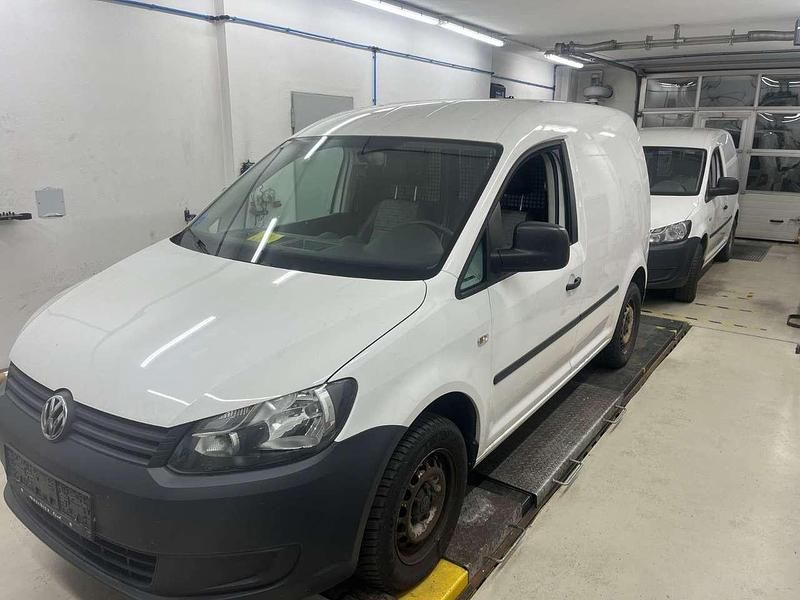 Weiß Gebraucht 2012 VW Caddy Van / Kleinbus | 6.990 € (Fairer Preis) - Bild 1/4