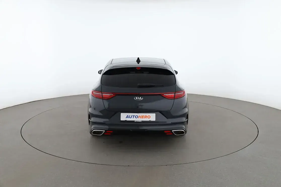 Gebraucht Kia ProCeed GT 204 PS (150 kW) 2019 Grau Kombi