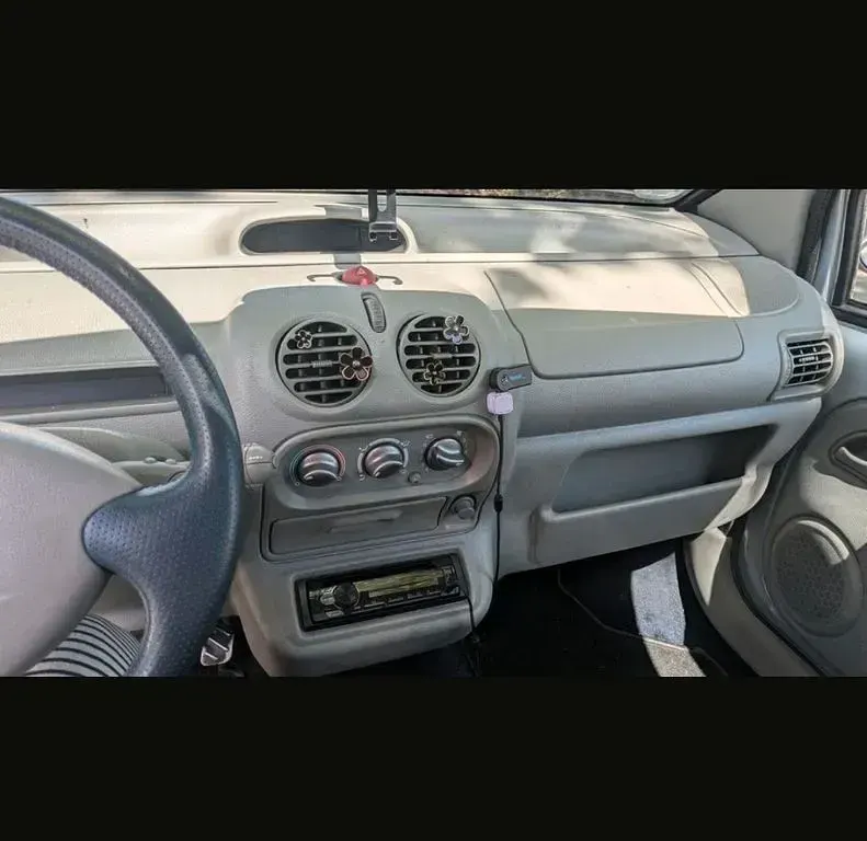 Gebraucht Renault Twingo Liberty 75 PS (55 kW) 2003 Grau Kleinwagen