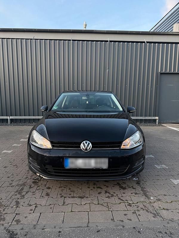 Second-hand VW Golf 105 CP (77 kW) 2013 Negru Coupe