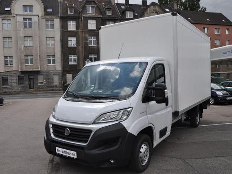Weiss Gebraucht 2019 Fiat Ducato Van | 25.590 € - Bild 1/4