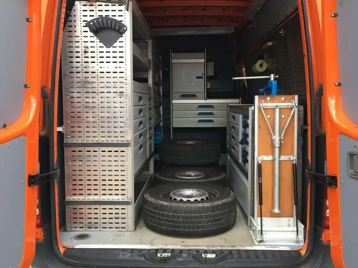 Gebraucht Mercedes Sprinter 143 PS (105 kW) 2018 Orange Van