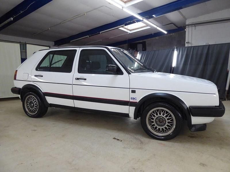 Weiß Gebraucht 1989 VW Golf II GTI Limousine | 6.650 € - Bild 1/4