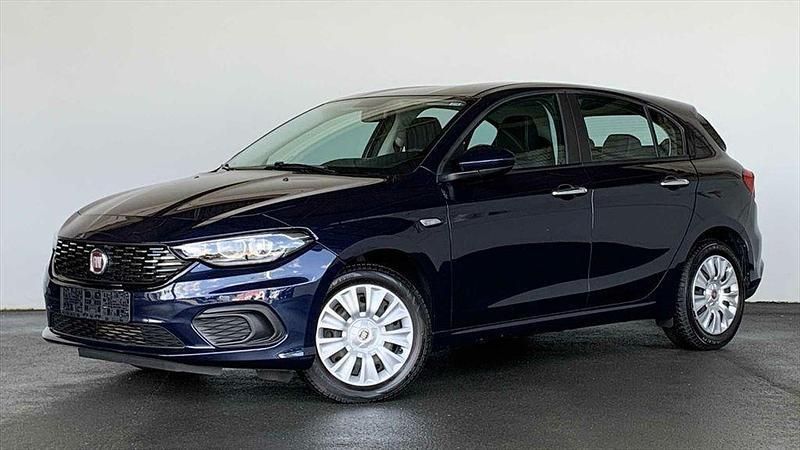 Gebraucht Fiat Tipo Easy 120 PS (88 kW) 2017 Blau Limousine