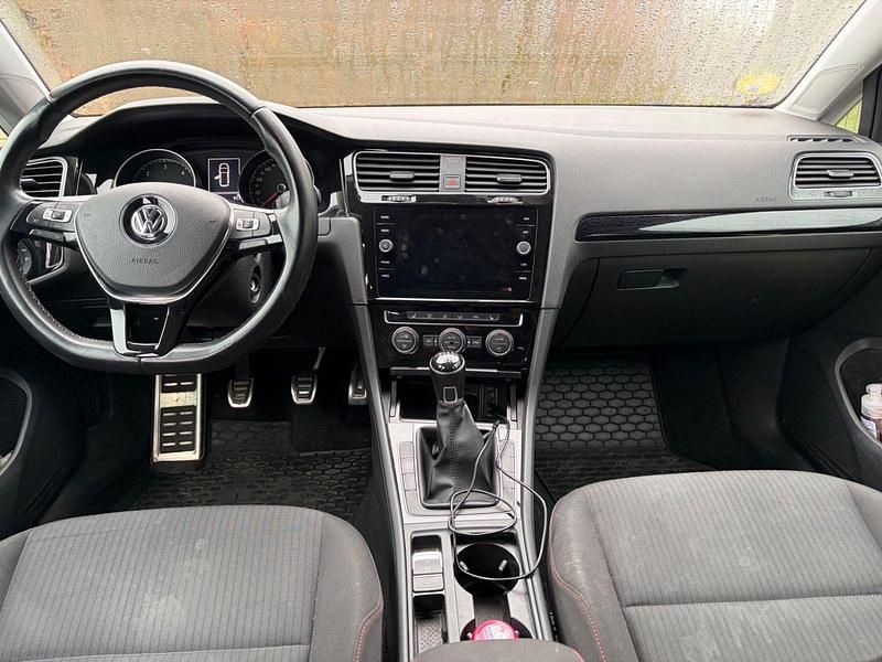 Gebraucht VW Golf VII Sound 150 PS (110 kW) 2017 Schwarz Kombi