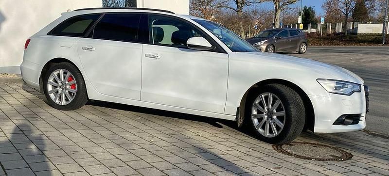 Gebraucht Audi A6 Ambiente 204 PS (150 kW) 2014 Weiß Kombi
