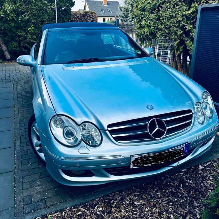 Silber Gebraucht 2006 Mercedes CLK200 Avantgarde Cabrio | 9.200 € (Fairer Preis) - Bild 1/4