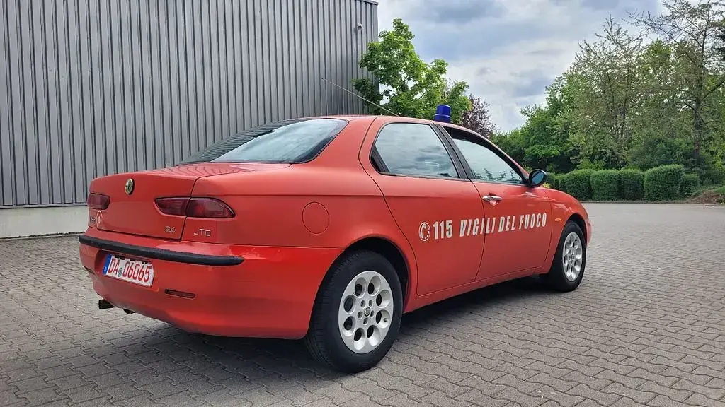 Gebraucht Alfa Romeo 156 140 PS (102 kW) 2000 Rot Limousine