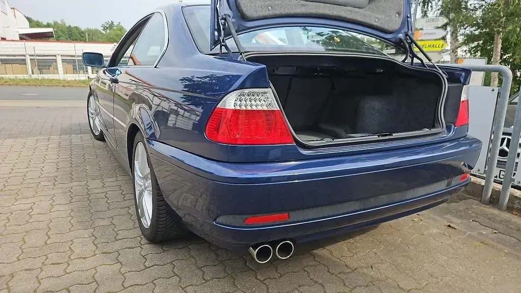 Gebraucht BMW 320 Cabriolet 170 PS (125 kW) 2003 Blau Cabrio