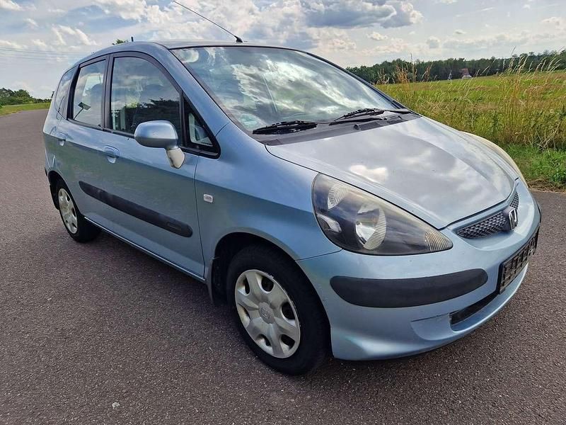 Gebraucht Honda Jazz 77 PS (56 kW) 2006 Blau Kleinwagen