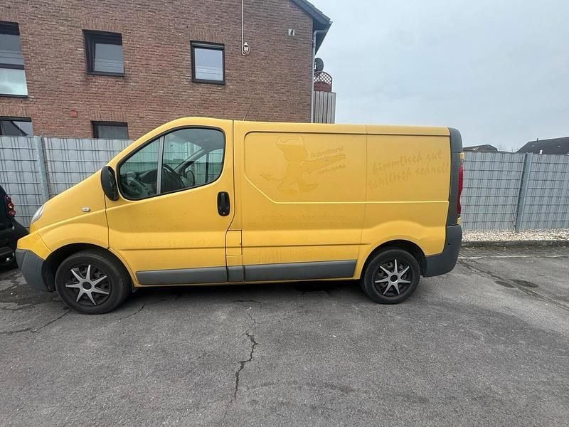 Gebraucht Renault Traffic 2013 Gelb Van / Kleinbus