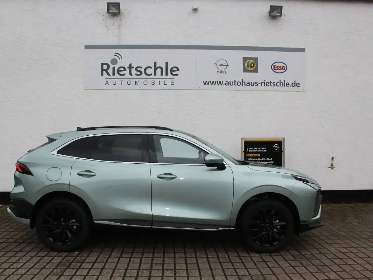 Gebraucht DFSK Forthing 5 177 PS (130 kW) 2025 Grün SUV