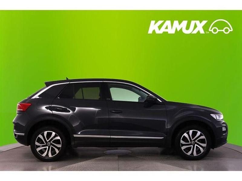 Gebraucht VW T-Roc Active 150 PS (110 kW) 2021 Silber / grau SUV