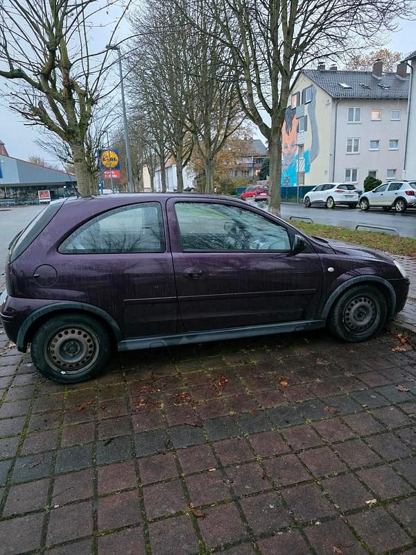 Violet Gebraucht 2005 Opel Corsa Kleinwagen | 400 € (Superpreis) - Bild 1/4