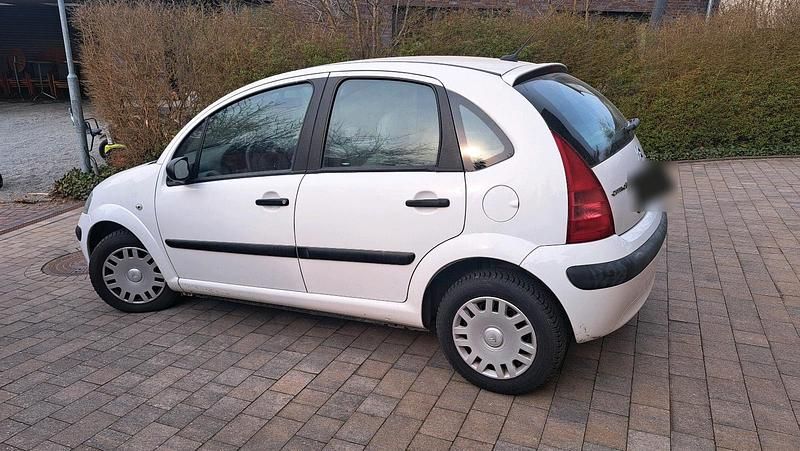 Gebraucht Citroën C3 68 PS (50 kW) 2005 Weiß Kleinwagen