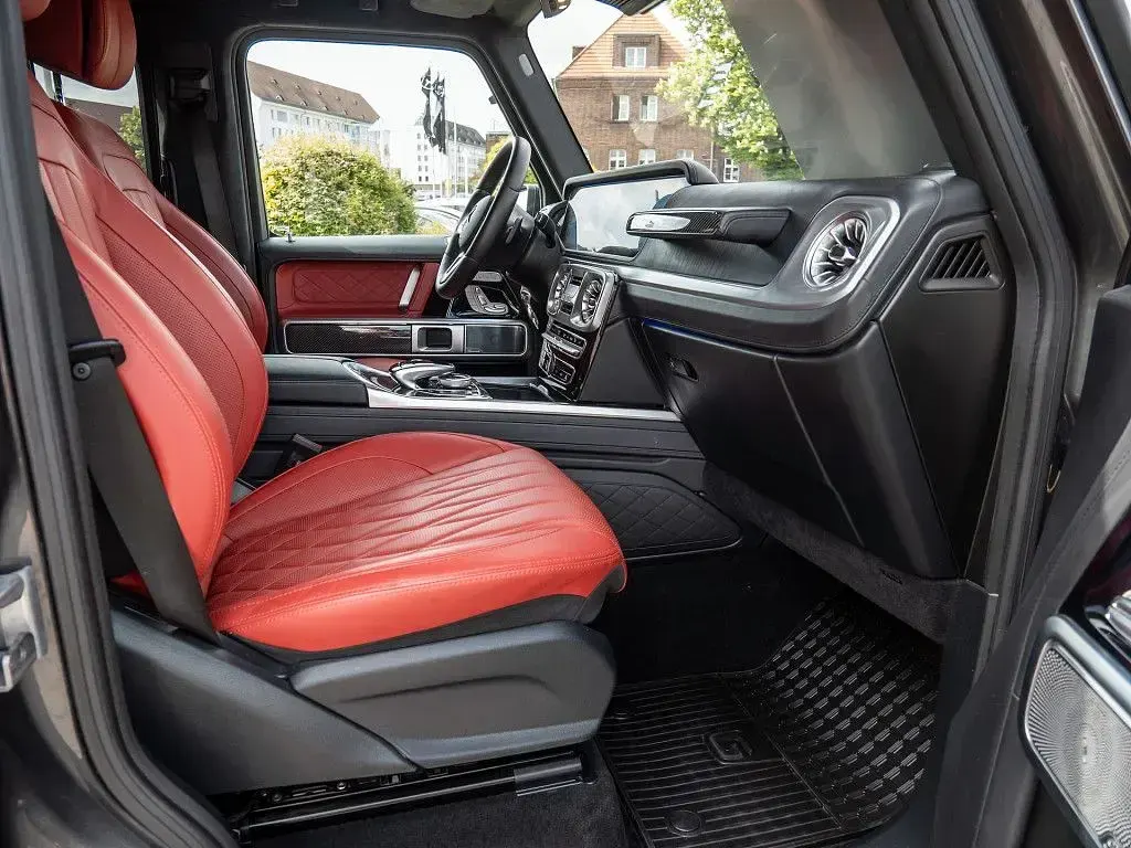 Gebraucht Mercedes G400 Exclusive 330 PS (242 kW) 2023 Grau / manufaktur graphit SUV