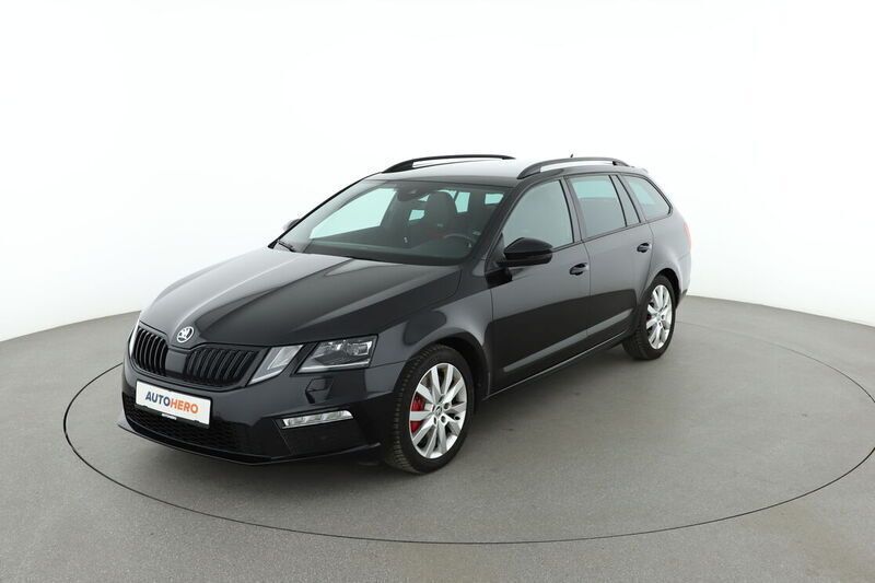 Schwarz Gebraucht 2020 Skoda Octavia RS Kombi | 25.290 € (Superpreis) - Bild 1/4