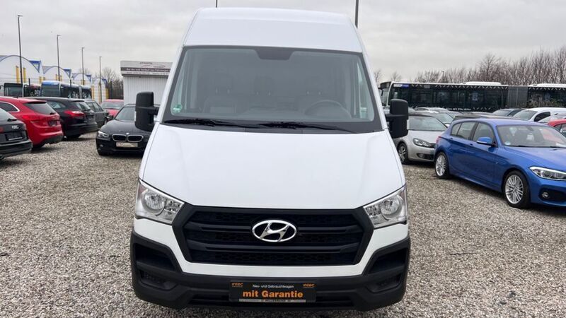 Gebraucht Hyundai H 350 150 PS (110 kW) 2017 Weiß Van