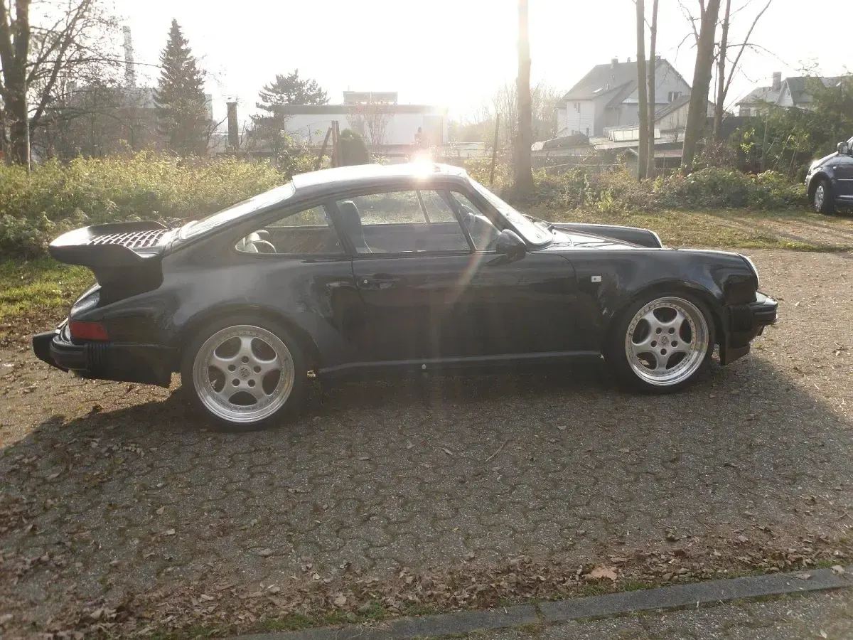 Gebraucht Porsche 911 330 PS (242 kW) 1982 Schwarz Coupé