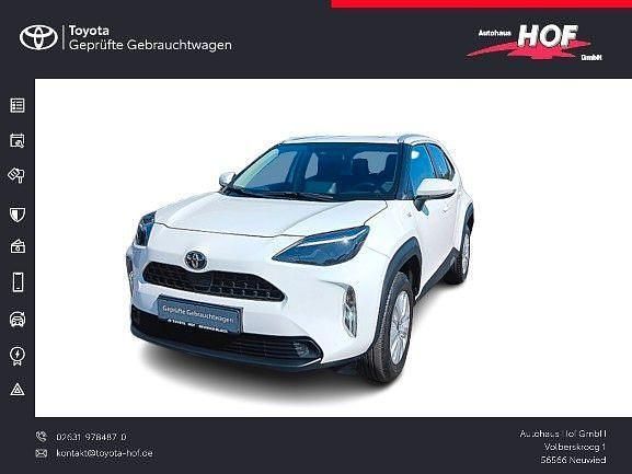 Weiß Gebraucht 2022 Toyota Yaris Cross Active SUV | 19.990 € (Guter Preis) - Bild 1/4