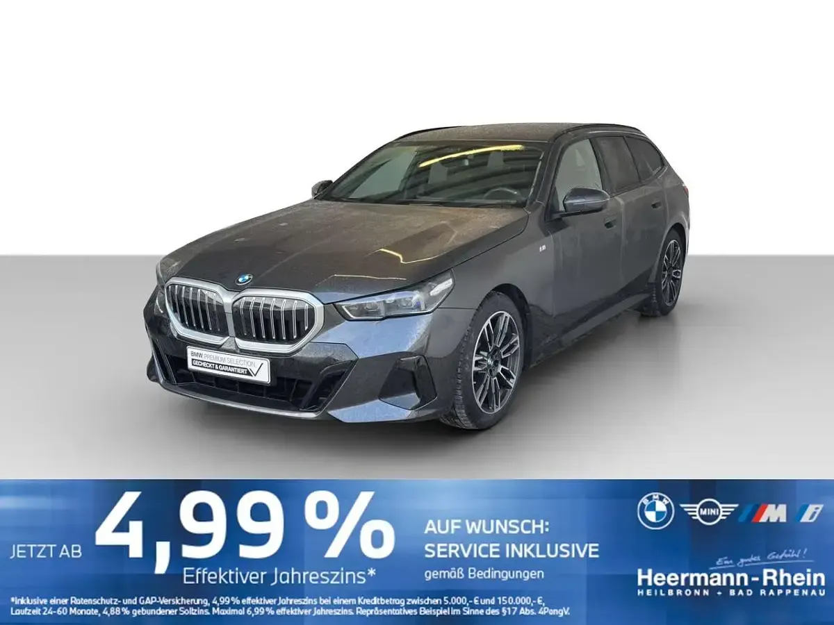 Gebraucht BMW 520 M Sport 197 PS (144 kW) 2025 Sophistograu met. Kombi