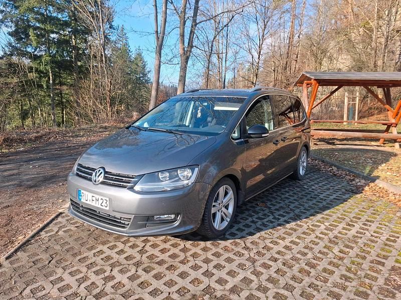 Gebraucht VW Sharan 140 PS (102 kW) 2011 Grau Van / Kleinbus