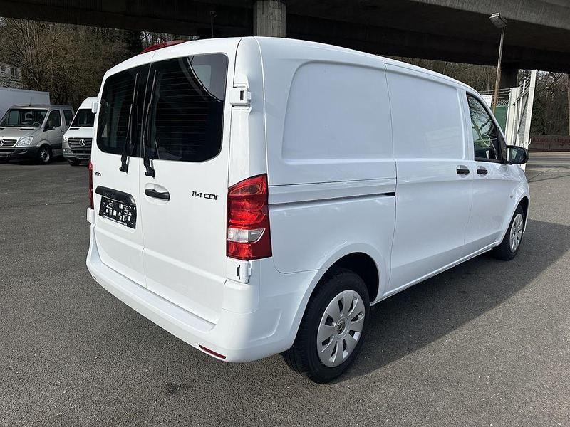 Gebraucht Mercedes Vito 136 PS (100 kW) 2021 Arktikweiss Van