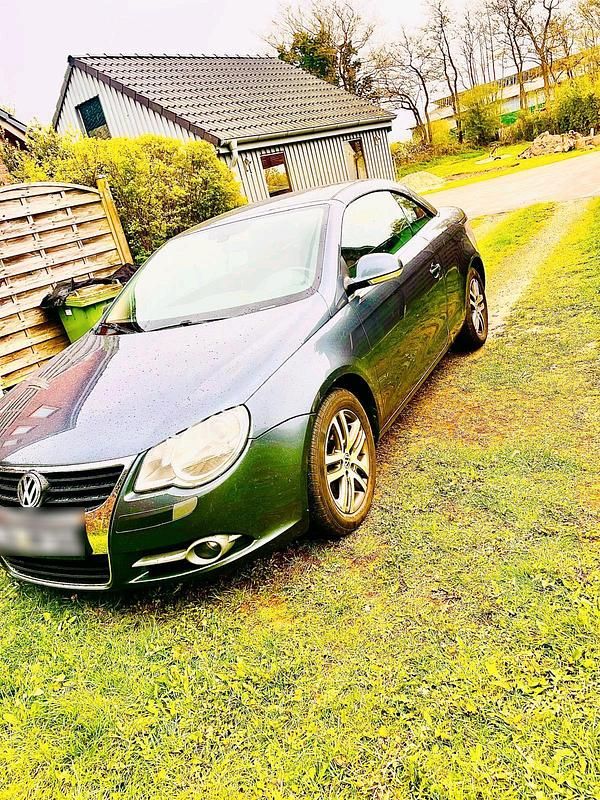 Blau Gebraucht 2007 VW Eos Cabrio | 1.800 € (Fairer Preis) - Bild 1/4
