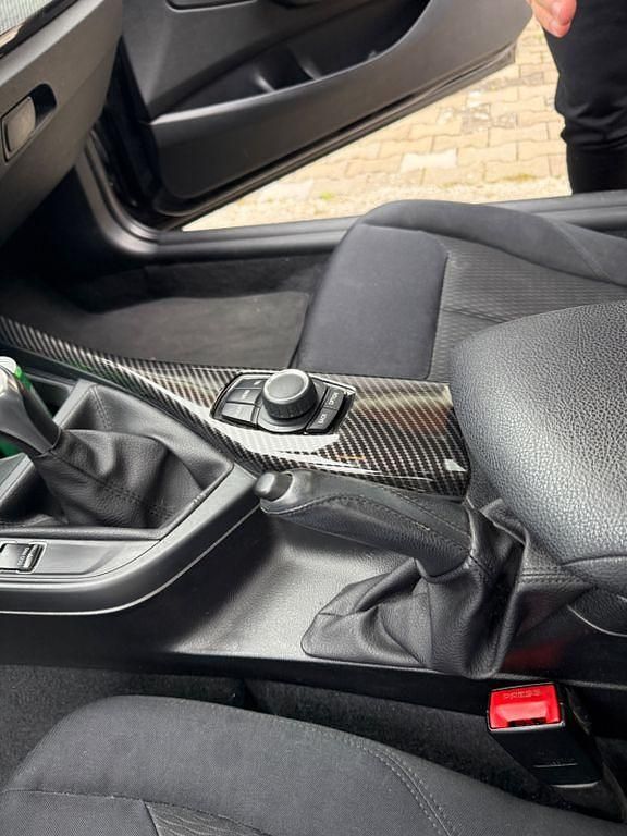 Gebraucht BMW 114 102 PS (75 kW) 2012 Schwarz Kleinwagen