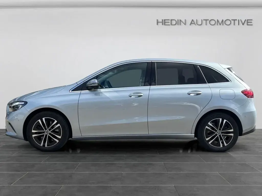 Usata Mercedes E250 Progressive 163 CV (119 kW) 2024 Argento Berlina