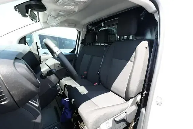 Neu Citroën Jumpy 150 PS (110 kW) 2026 Icy weiß icy weiß Van / Kleinbus