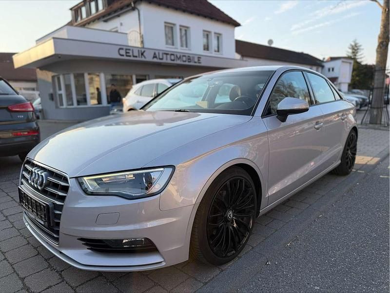Gebraucht Audi A3 Ambition 150 PS (110 kW) 2015 Grau Limousine