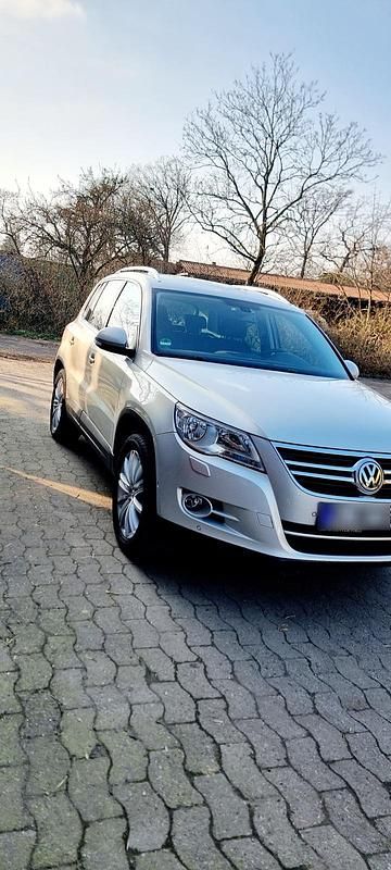 Gebraucht VW Tiguan 110 PS (80 kW) 2010 Silber SUV