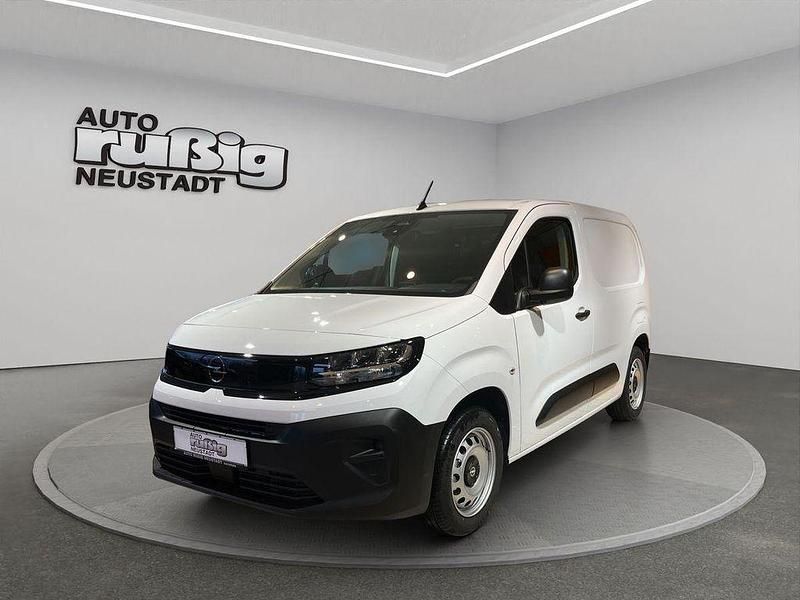 Neu Opel Combo 131 PS (96 kW) 2026 Kaolin weiss Van / Kleinbus