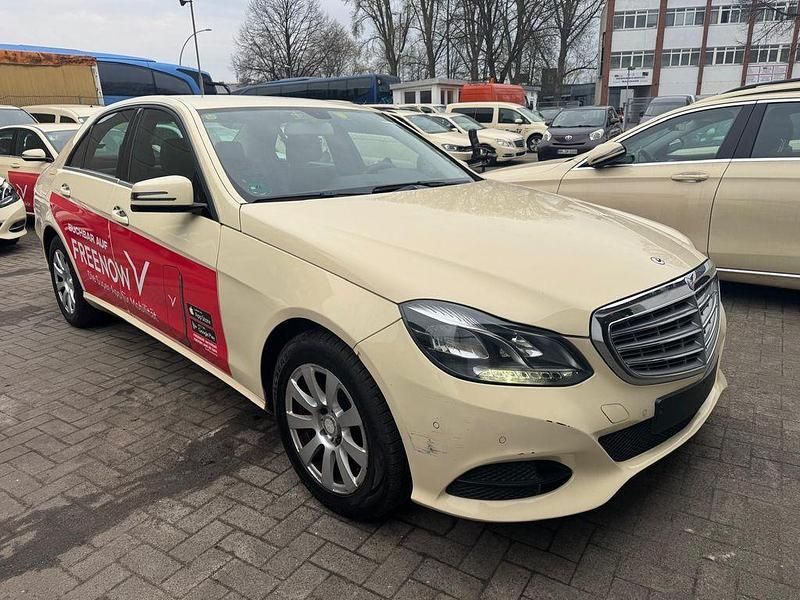 Gebraucht Mercedes E200 136 PS (100 kW) 2015 Beige Limousine