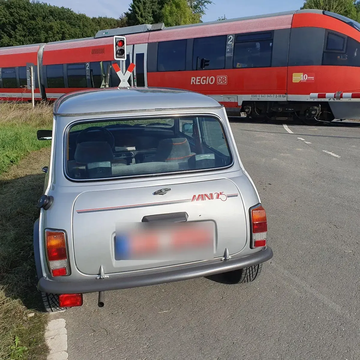 Usata Mini 1000 44 CV (32 kW) 1984 Argento Utilitaria