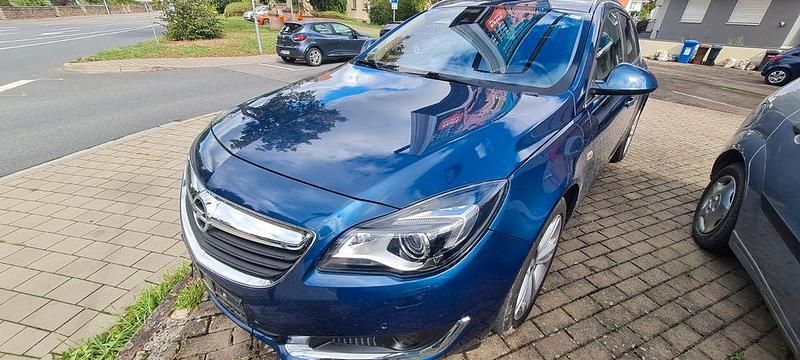 Blau Gebraucht 2016 Opel Insignia Business Edition Kombi | 4.499 € (Superpreis) - Bild 1/4