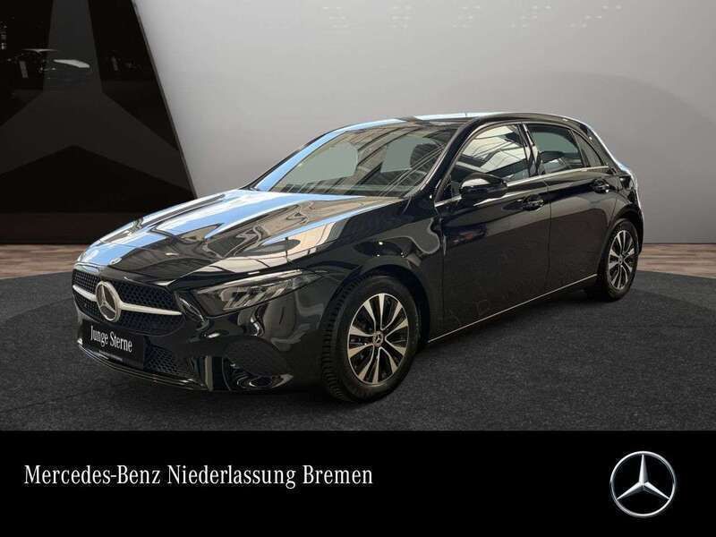Schwarz Gebraucht 2024 Mercedes A180 Kleinwagen | 25.490 € (Superpreis) - Bild 1/3