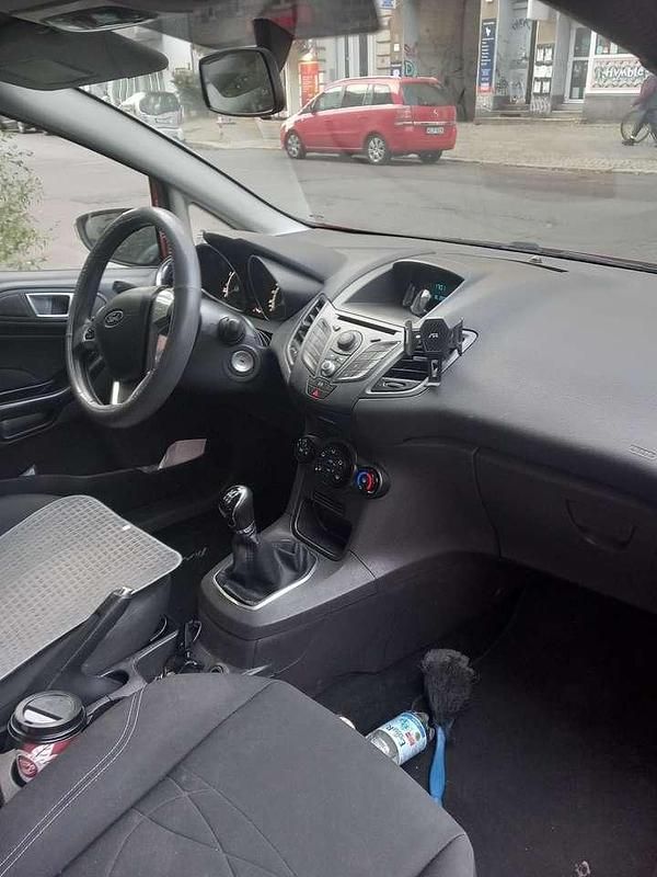 Gebraucht Ford Fiesta 69 PS (50 kW) 2013 Kleinwagen