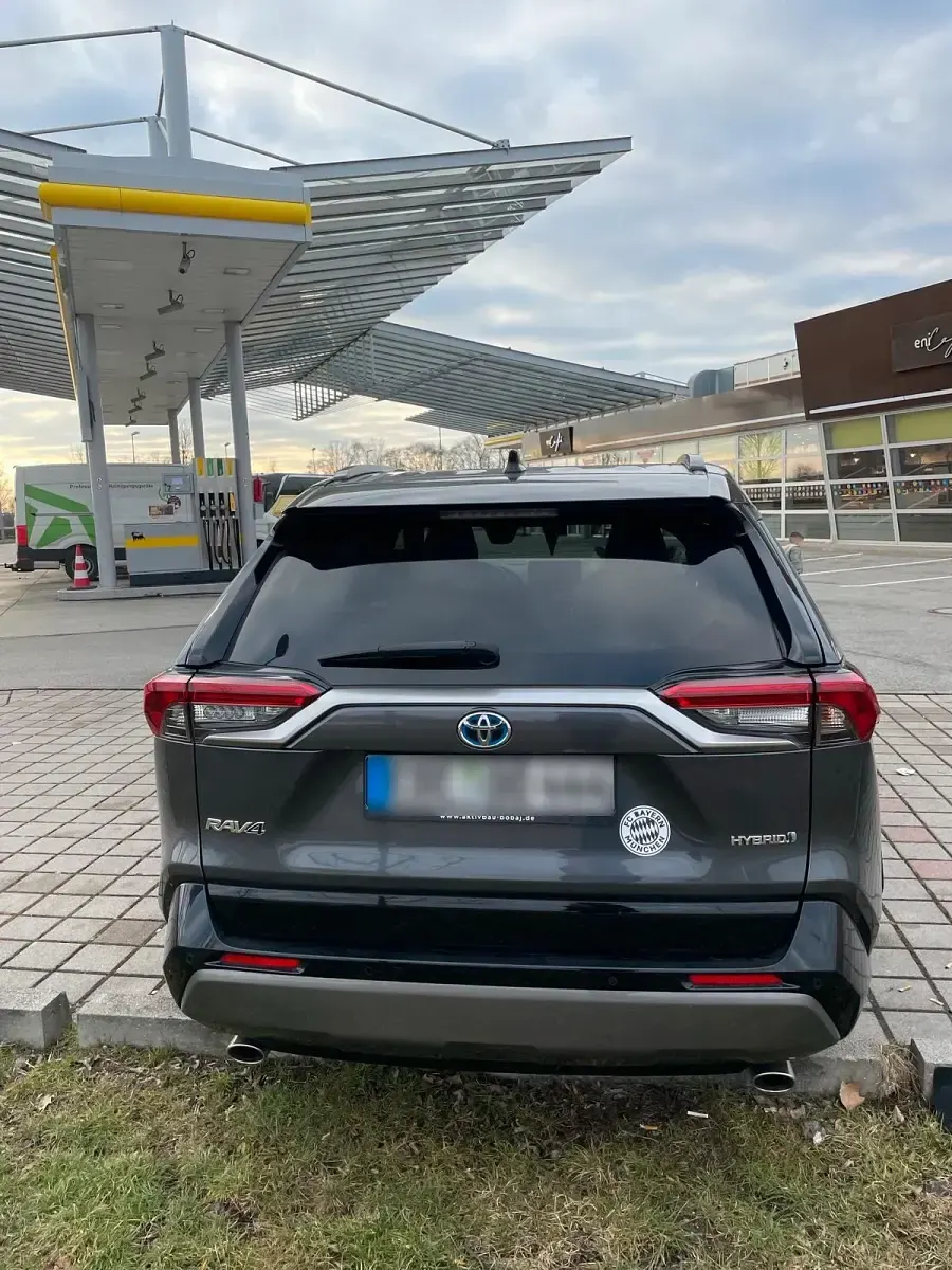 Gebraucht Toyota RAV4 Hybrid 178 PS (130 kW) 2019 Grau SUV