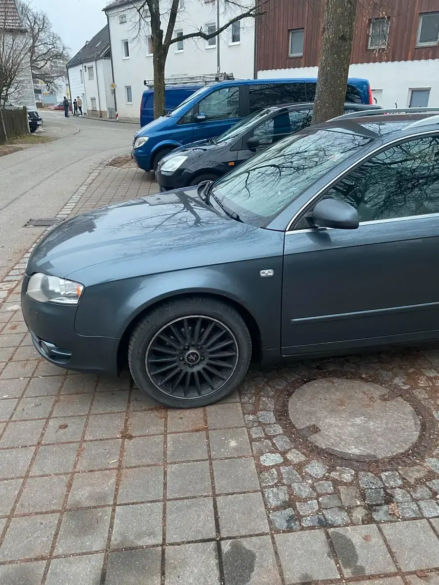 Gebraucht Audi A4 140 PS (102 kW) 2004 Grau Kombi