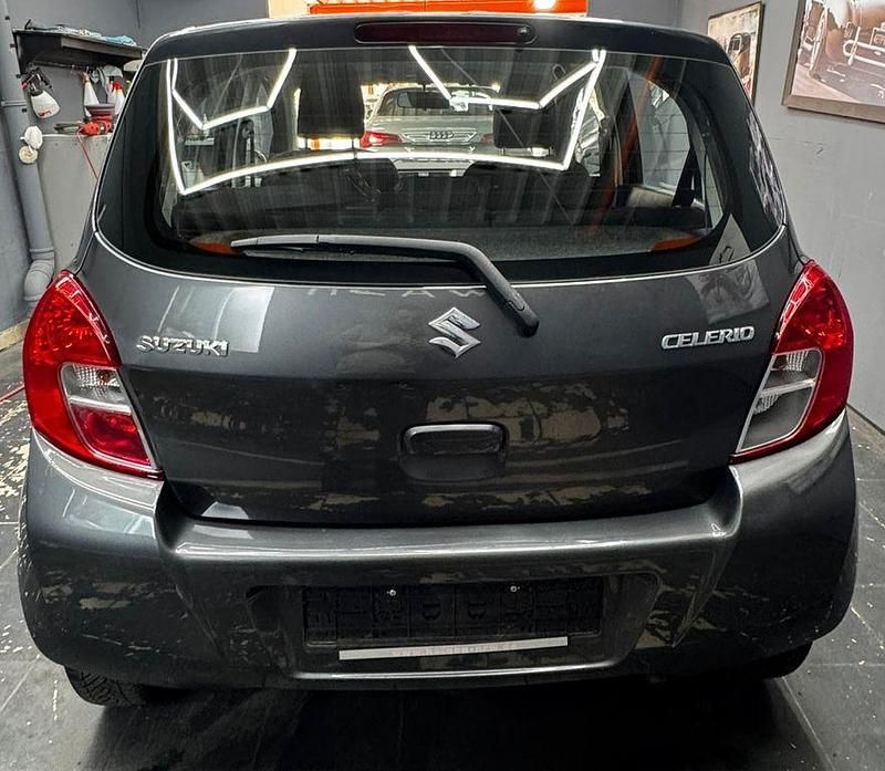 Gebraucht Suzuki Celerio 68 PS (50 kW) 2016 Grau Kleinwagen