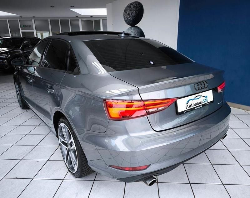 Gebraucht Audi A3 Ambiente 220 PS (161 kW) 2017 Monsungrau Limousine