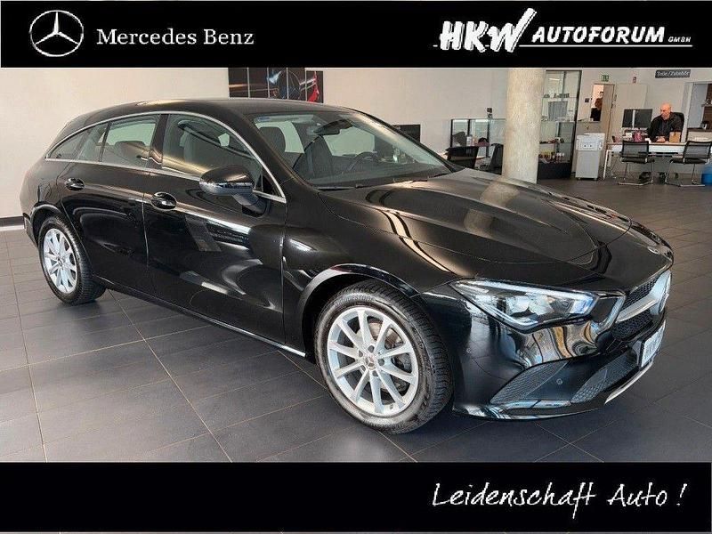 Schwarz Gebraucht 2022 Mercedes CLA180 Shooting Brake Progressive Kombi | 25.700 € (Guter Preis) - Bild 1/4